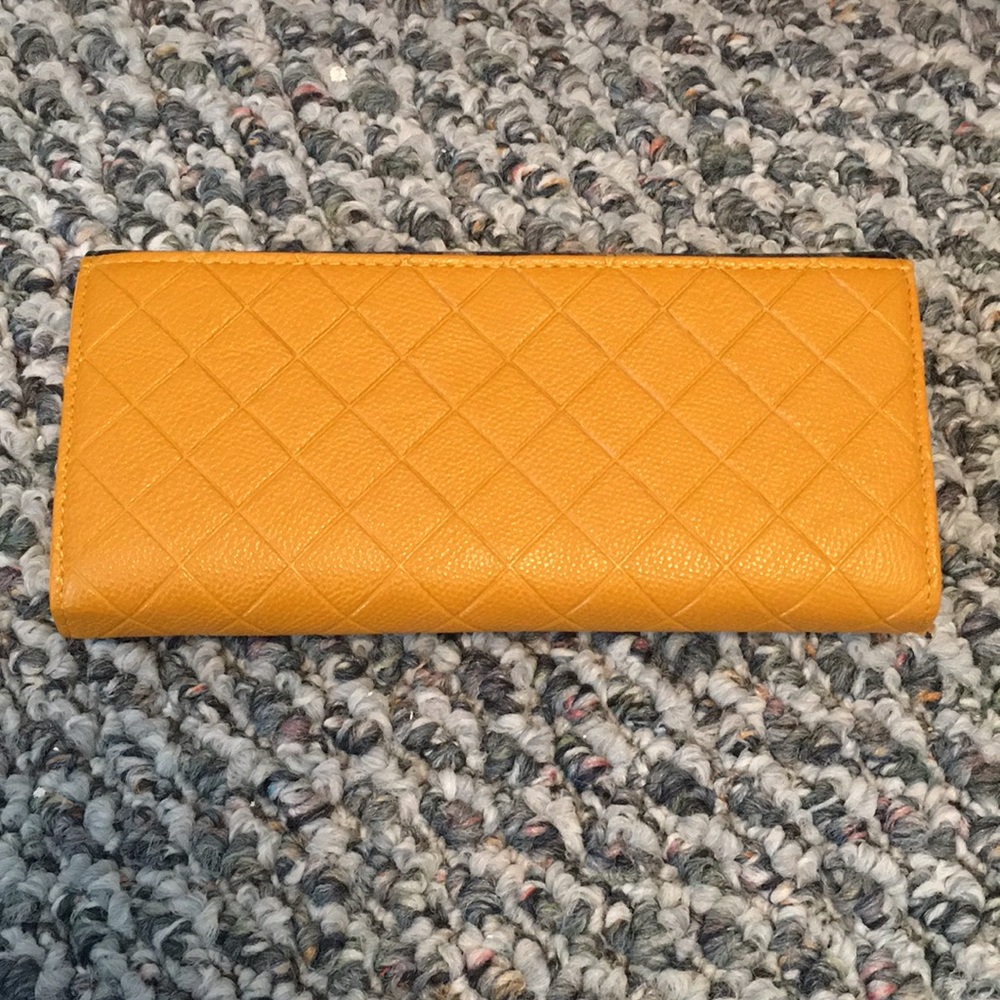 NEW: Ladies Wallet - Picture 2 of 5